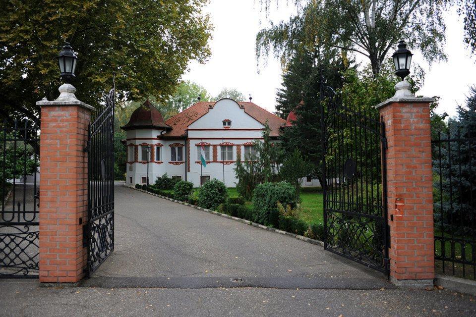 Kastelyszallo Mateszalka Bed and Breakfast Eksteriør billede